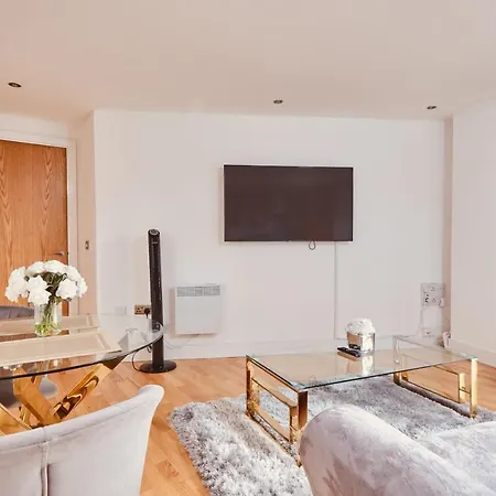 Modern Dock &free Secure Parking! * Λιντς